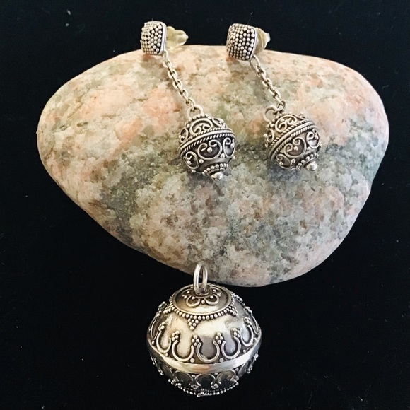 Jewelry - Sterling Silver Harmony Bell Ball with Matching Earrings.